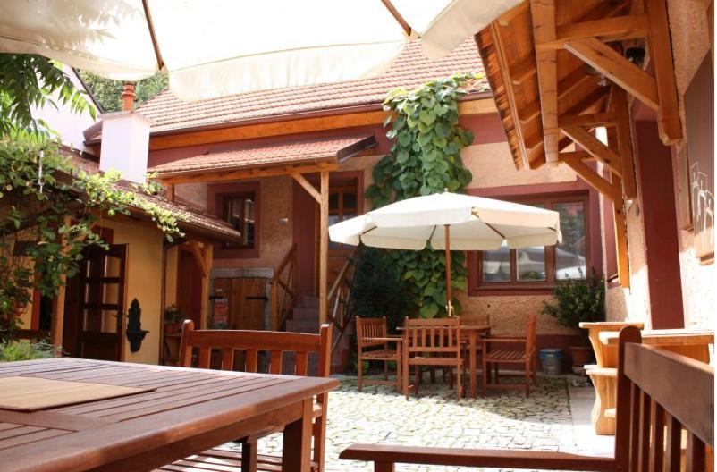 Hostel Postel Český Krumlov Eksteriør bilde